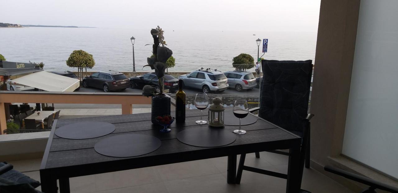 Sanja Apartments Rivarela Novigrad  Екстер'єр фото